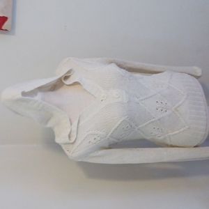 White hoodie sweater